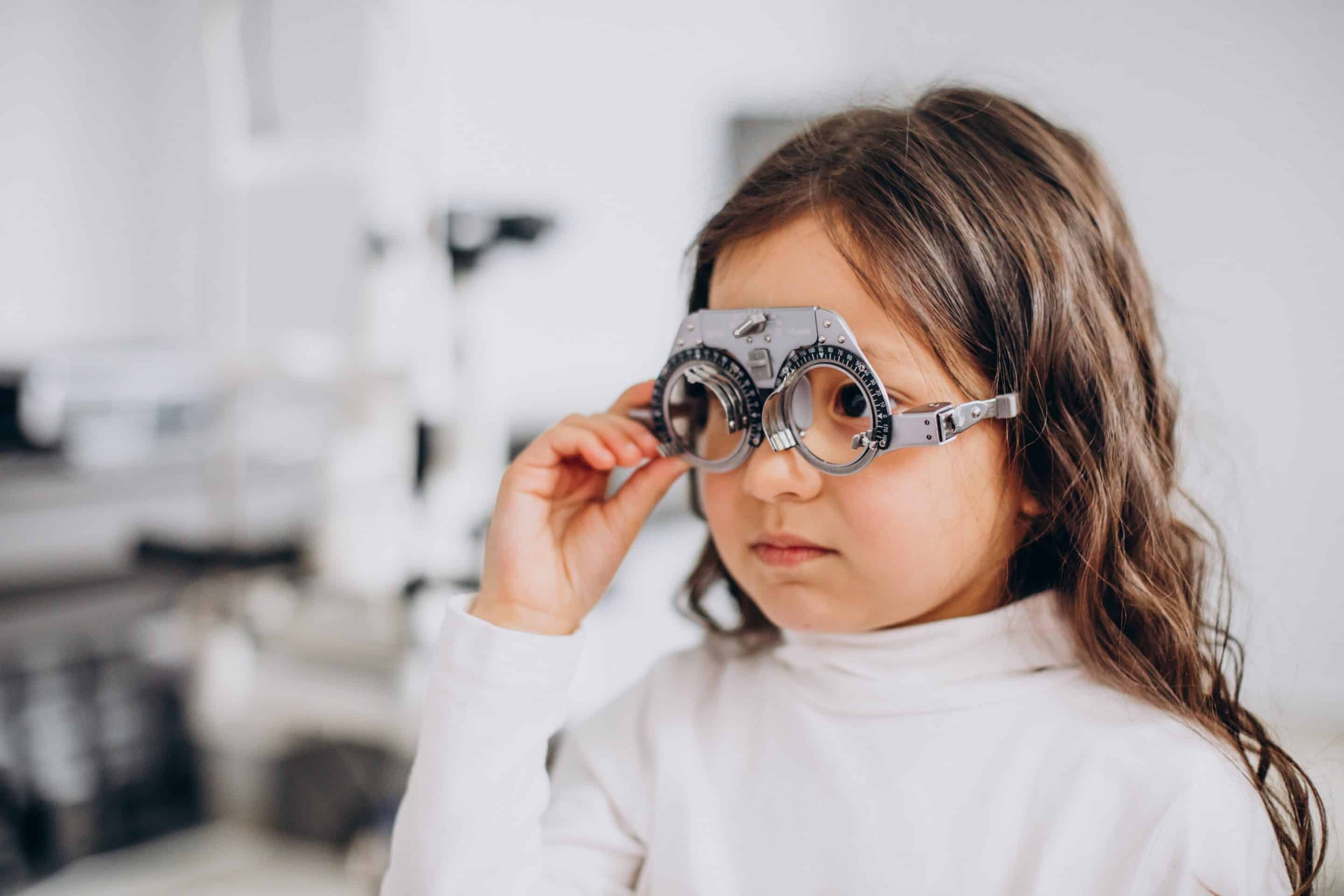 Consult oftalmologic pediatric Consult oftalmologic pediatric